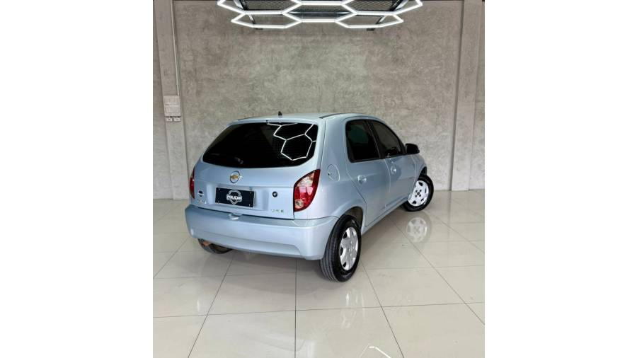 CHEVROLET - CELTA - 2011/2011 - Prata - R$ 27.900,00