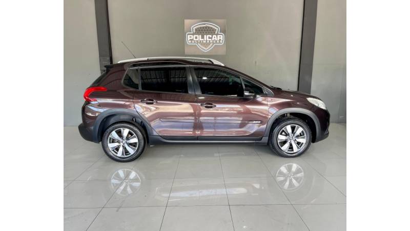 PEUGEOT - 2008 - 2020/2020 - Marrom - R$ 71.900,00