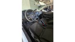 VOLKSWAGEN - VIRTUS - 2020/2020 - Branca - R$ 73.900,00