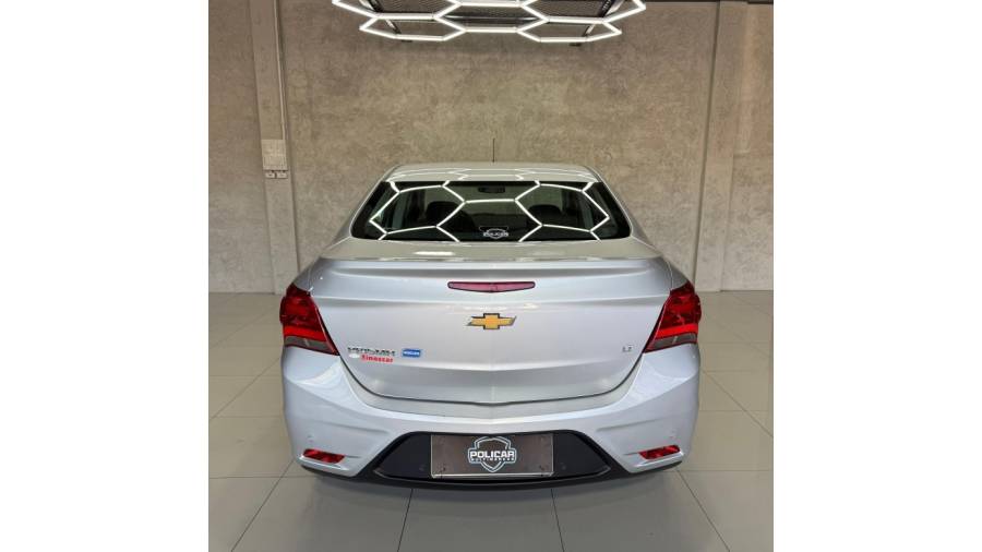 CHEVROLET - PRISMA - 2018/2018 - Prata - R$ 58.900,00