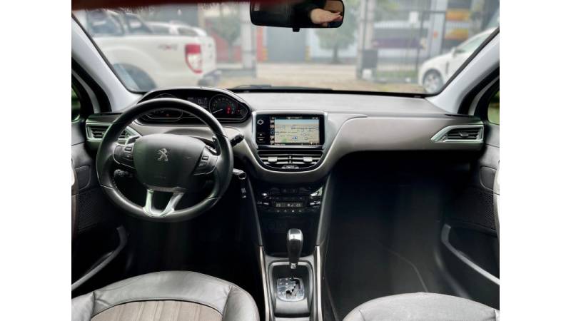 PEUGEOT - 2008 - 2016/2017 - Branca - R$ 58.900,00