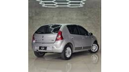 RENAULT - SANDERO - 2010/2010 - Prata - R$ 28.900,00