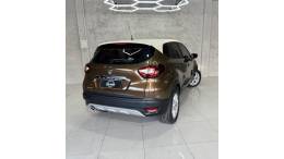 RENAULT - CAPTUR - 2018/2018 - Marrom - R$ 69.900,00
