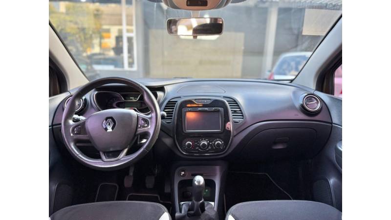 RENAULT - CAPTUR - 2018/2018 - Marrom - R$ 69.900,00