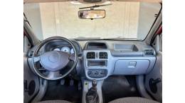 RENAULT - CLIO - 2009/2009 - Vermelha - R$ 17.900,00