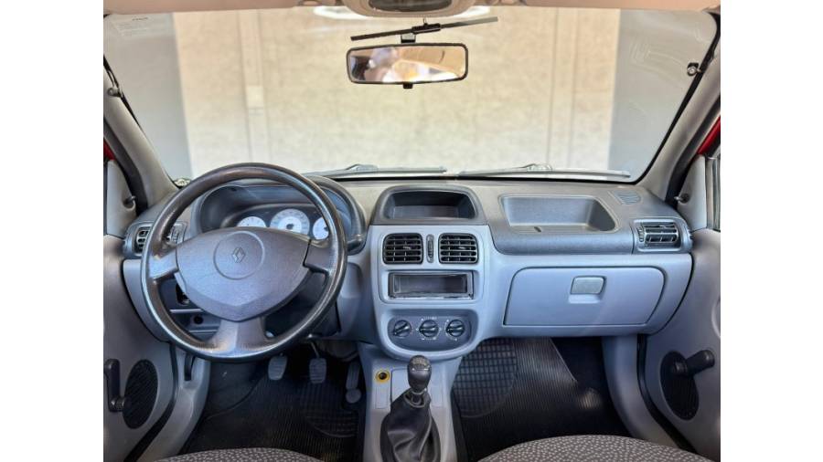 RENAULT - CLIO - 2009/2009 - Vermelha - R$ 17.900,00