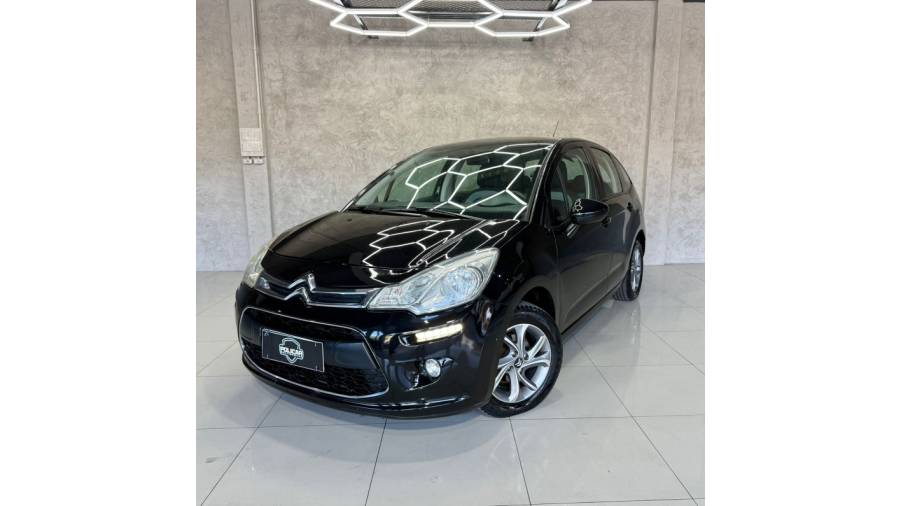 CITROËN - C3 - 2013/2014 - Preta - R$ 37.500,00