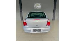 CHEVROLET - CORSA - 2003/2003 - Prata - R$ 24.900,00