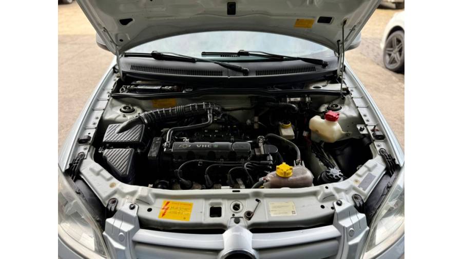 CHEVROLET - CELTA - 2011/2011 - Prata - R$ 27.900,00