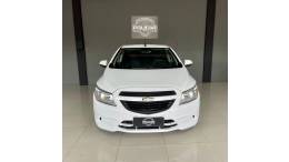 CHEVROLET - ONIX - 2018/2018 - Branca - R$ 48.900,00