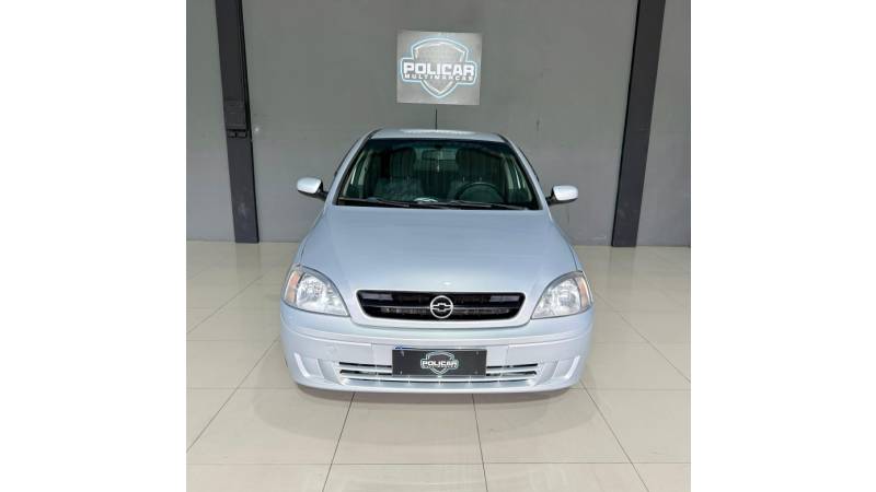 CHEVROLET - CORSA - 2002/2002 - Prata - R$ 19.900,00