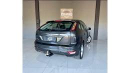 FORD - FOCUS - 2012/2013 - Cinza - R$ 40.900,00