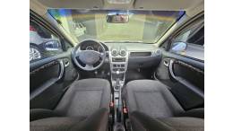 RENAULT - SANDERO - 2010/2010 - Prata - R$ 28.900,00