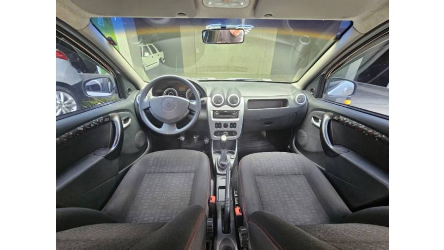 RENAULT - SANDERO - 2010/2010 - Prata - R$ 28.900,00