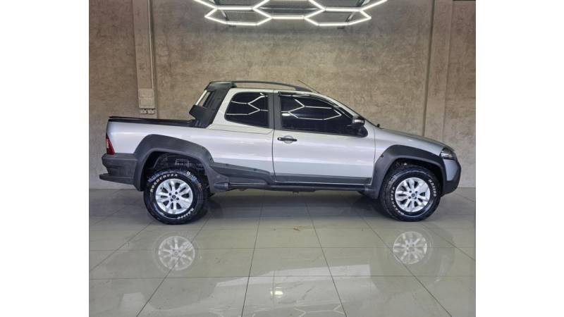 FIAT - STRADA - 2013/2013 - Prata - R$ 52.900,00
