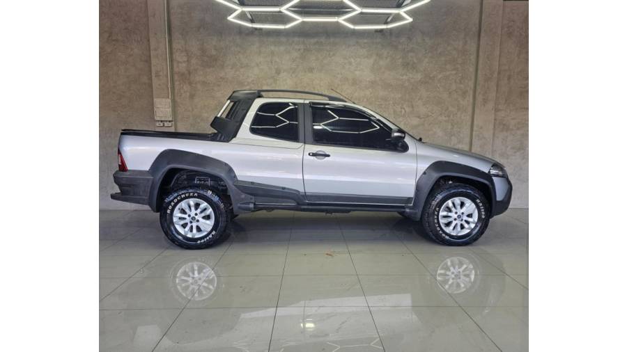FIAT - STRADA - 2013/2013 - Prata - R$ 52.900,00