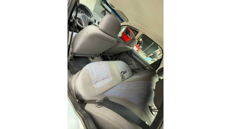 CHEVROLET - CELTA - 2011/2011 - Prata - R$ 27.900,00