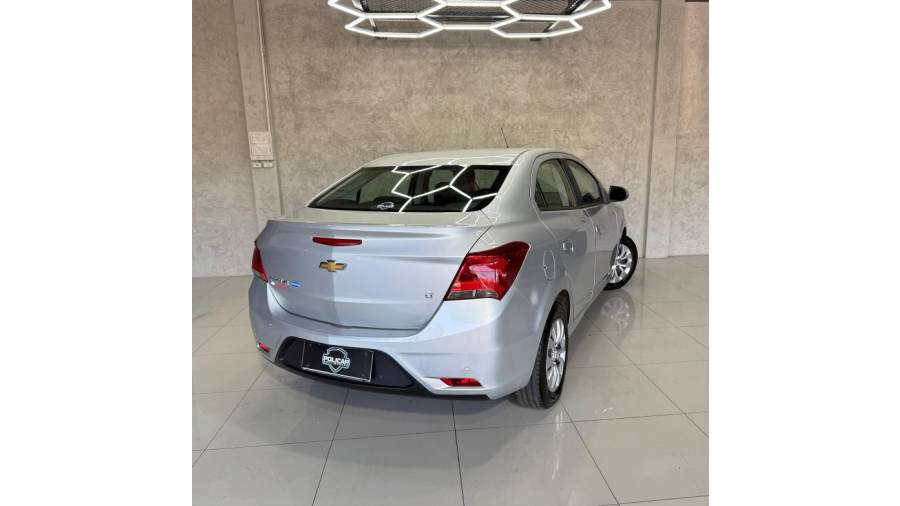 CHEVROLET - PRISMA - 2018/2018 - Prata - R$ 58.900,00