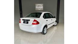 FORD - FIESTA - 2005/2005 - Branca - R$ 23.900,00