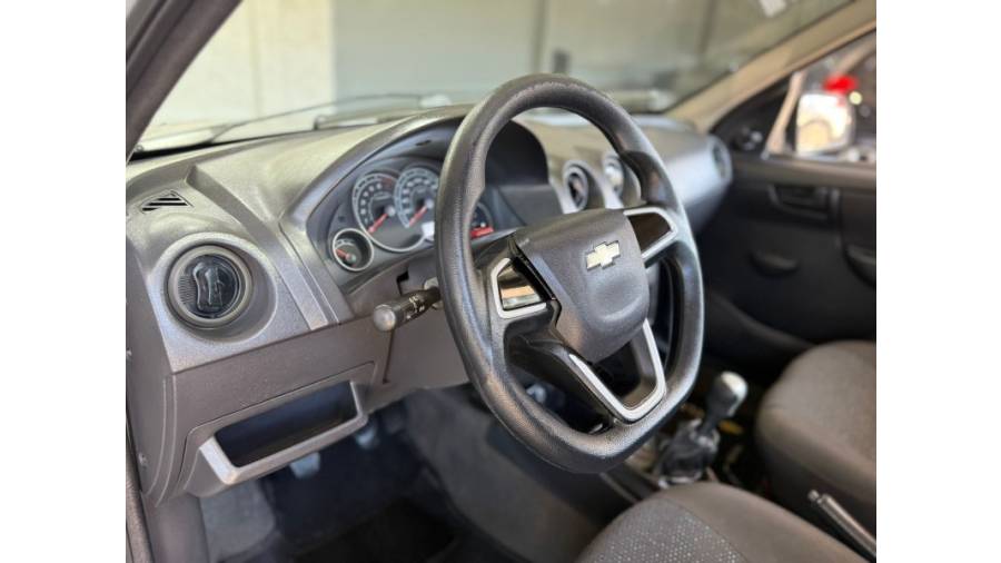 CHEVROLET - CELTA - 2012/2012 - Prata - R$ 21.900,00