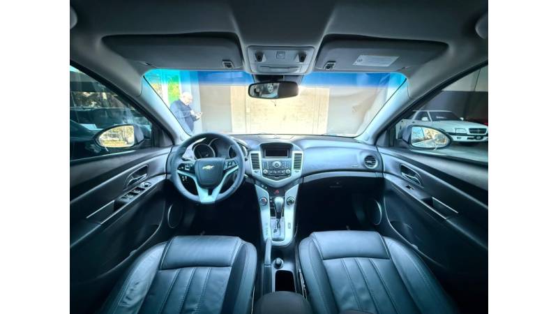 CHEVROLET - CRUZE - 2013/2013 - Prata - R$ 61.900,00