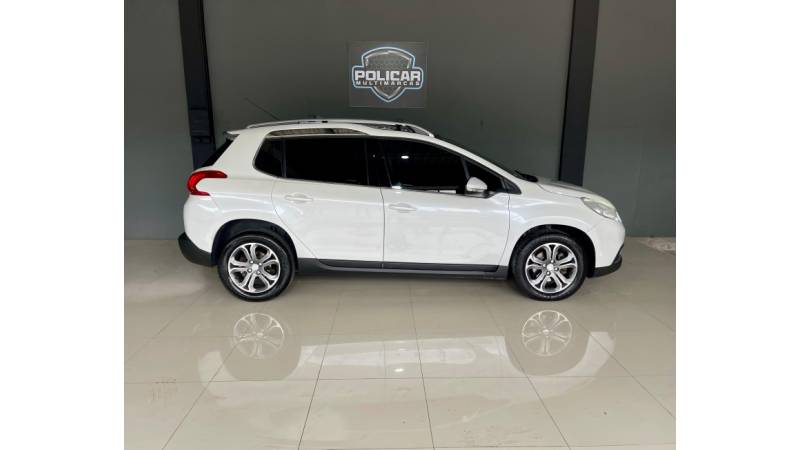 PEUGEOT - 2008 - 2016/2017 - Branca - R$ 61.900,00