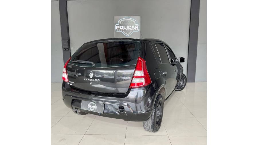 RENAULT - SANDERO - 2013/2013 - Preta - R$ 23.900,00