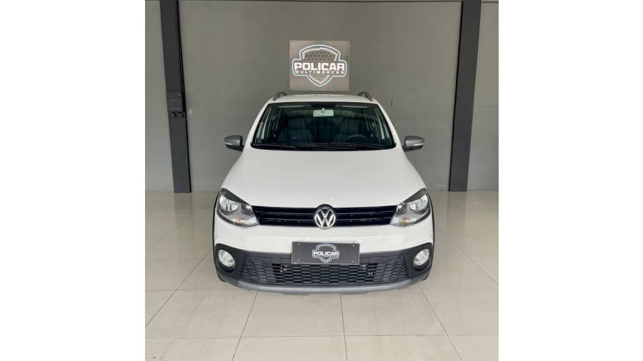 VOLKSWAGEN - CROSSFOX - 2012/2012 - Branca - R$ 43.900,00