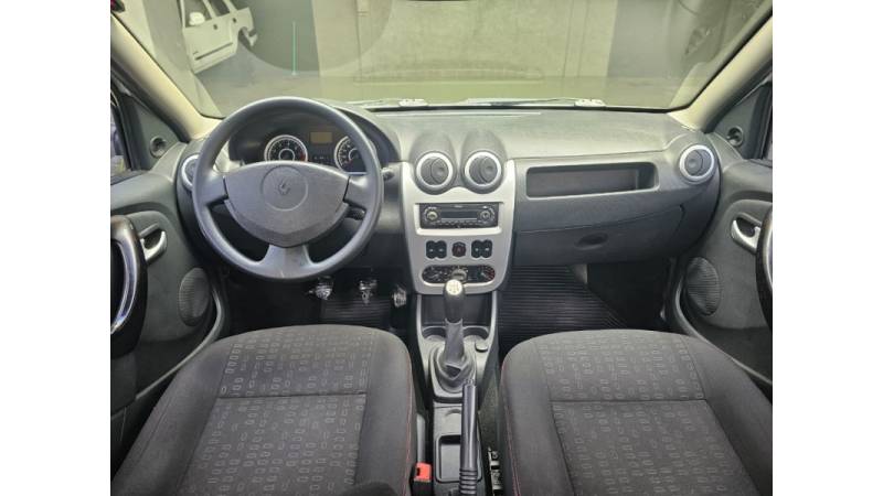 RENAULT - SANDERO - 2010/2010 - Prata - R$ 28.900,00
