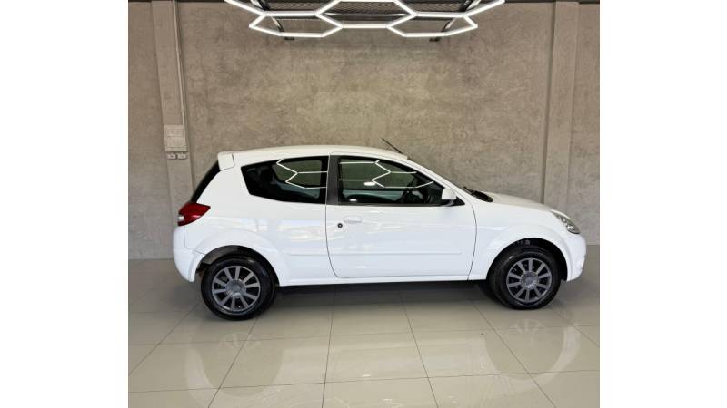FORD - KA - 2010/2010 - Branca - R$ 22.900,00