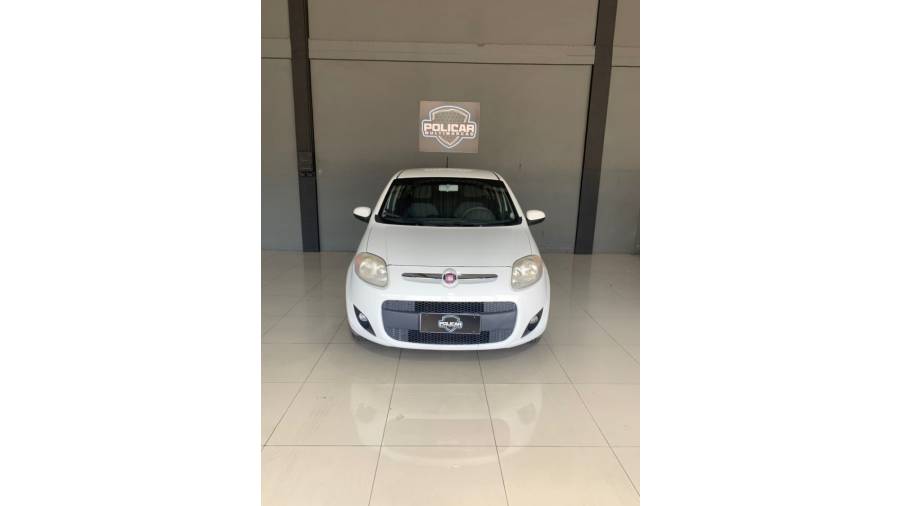 FIAT - PALIO - 2013/2014 - Branca - R$ 35.900,00