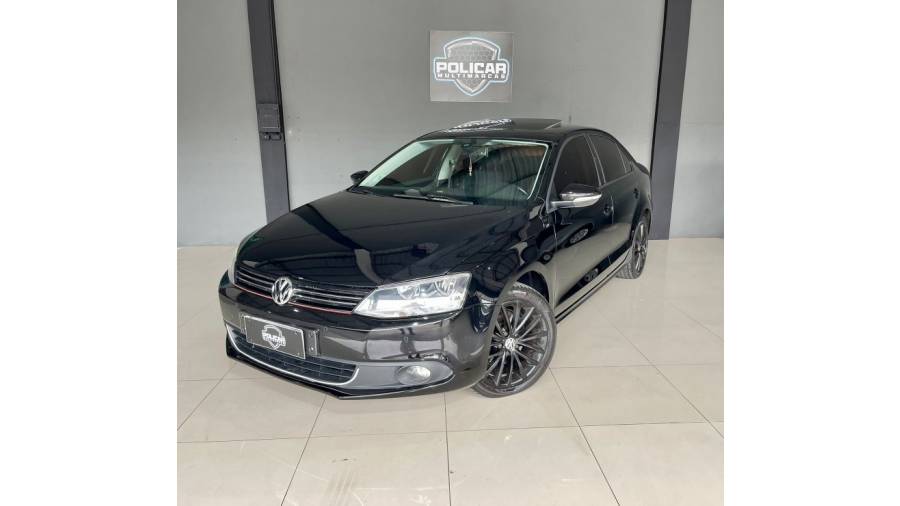 VOLKSWAGEN - JETTA - 2012/2012 - Preta - R$ 59.900,00