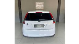 FORD - FIESTA - 2011/2011 - Branca - R$ 29.900,00