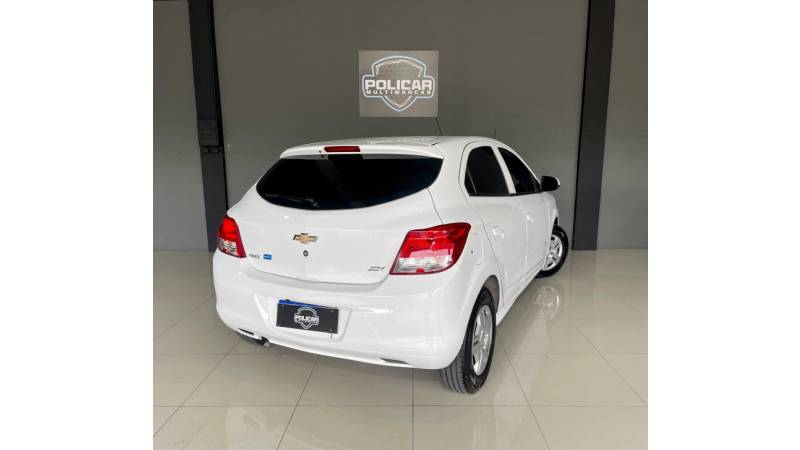 CHEVROLET - ONIX - 2018/2018 - Branca - R$ 48.900,00