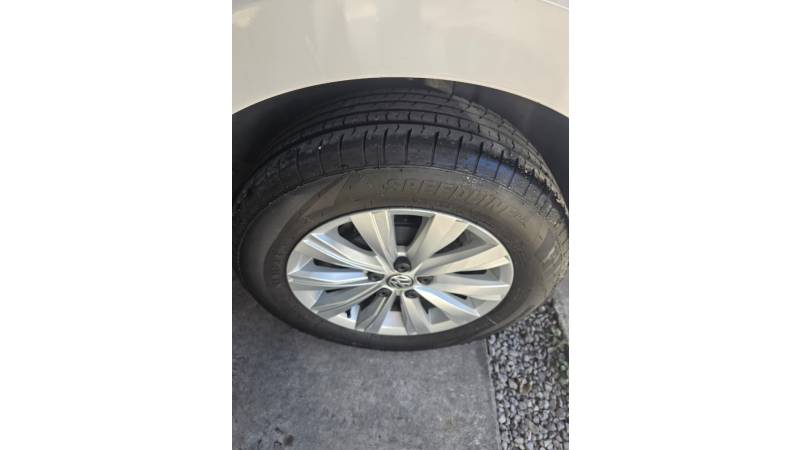 VOLKSWAGEN - VIRTUS - 2020/2020 - Branca - R$ 73.900,00