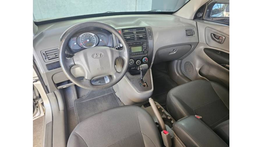 HYUNDAI - TUCSON - 2010/2010 - Bege - R$ 39.900,00