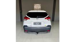 NISSAN - KICKS - 2018/2018 - Branca - R$ 72.500,00