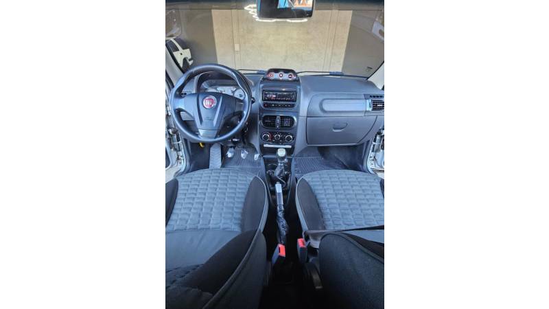 FIAT - STRADA - 2013/2013 - Prata - R$ 52.900,00