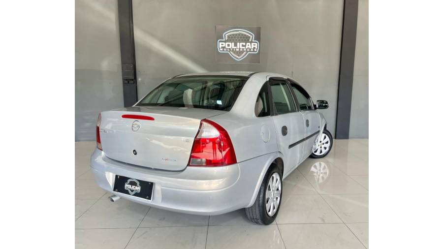 CHEVROLET - CORSA - 2005/2005 - Bege - R$ 24.900,00