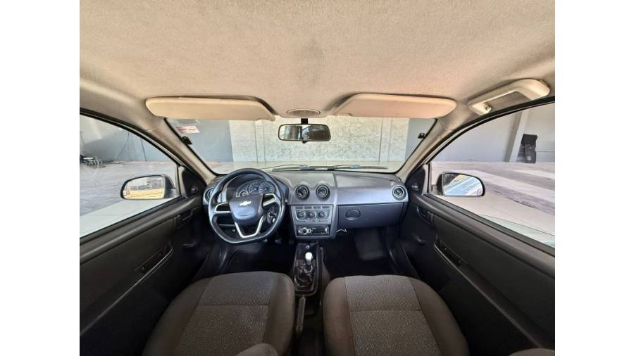CHEVROLET - CELTA - 2012/2012 - Prata - R$ 21.900,00