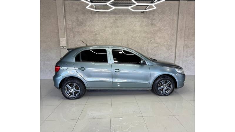 VOLKSWAGEN - GOL - 2011/2011 - Verde - R$ 28.900,00