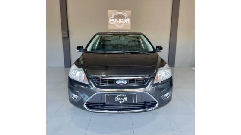 FORD - FOCUS - 2012/2013 - Cinza - R$ 40.900,00