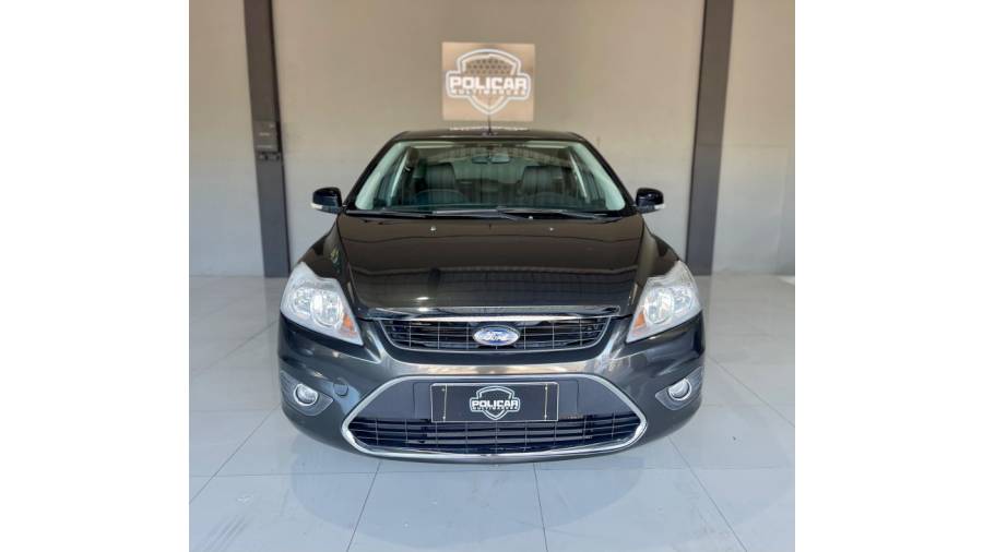 FORD - FOCUS - 2012/2013 - Cinza - R$ 40.900,00