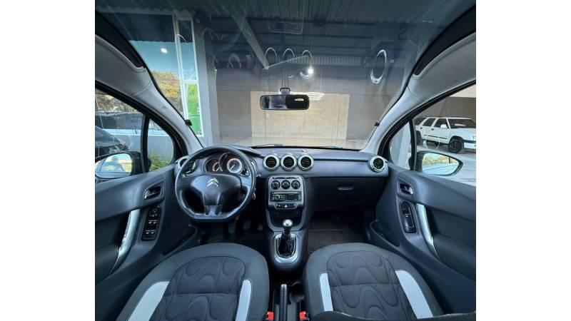 CITROËN - C3 - 2013/2014 - Preta - R$ 37.500,00