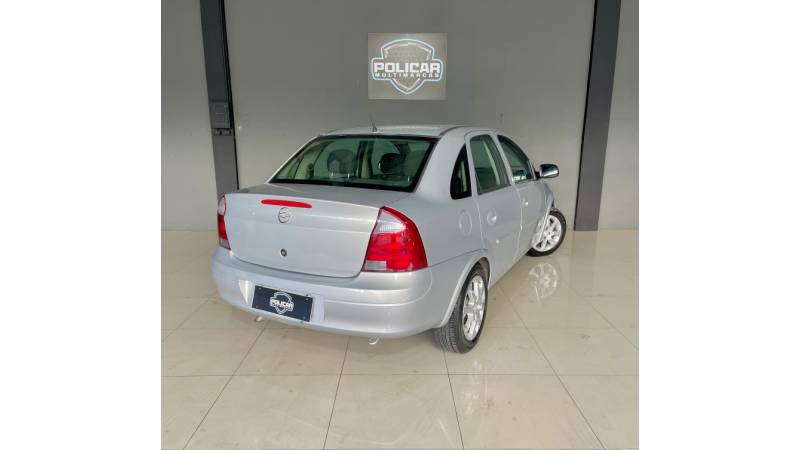 CHEVROLET - CORSA - 2003/2003 - Prata - R$ 24.900,00