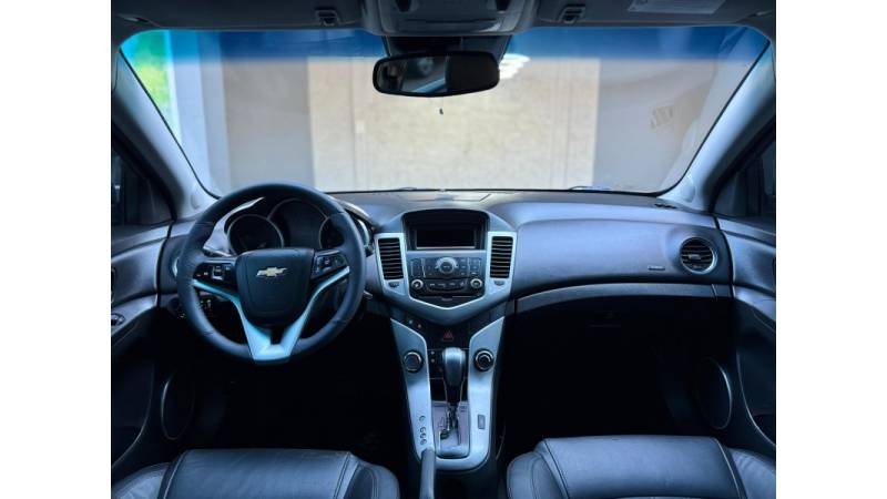 CHEVROLET - CRUZE - 2013/2013 - Prata - R$ 61.900,00