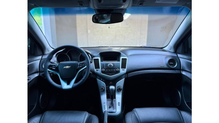 CHEVROLET - CRUZE - 2013/2013 - Prata - R$ 61.900,00