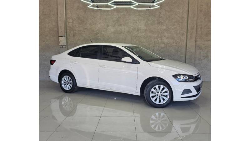 VOLKSWAGEN - VIRTUS - 2020/2020 - Branca - R$ 73.900,00