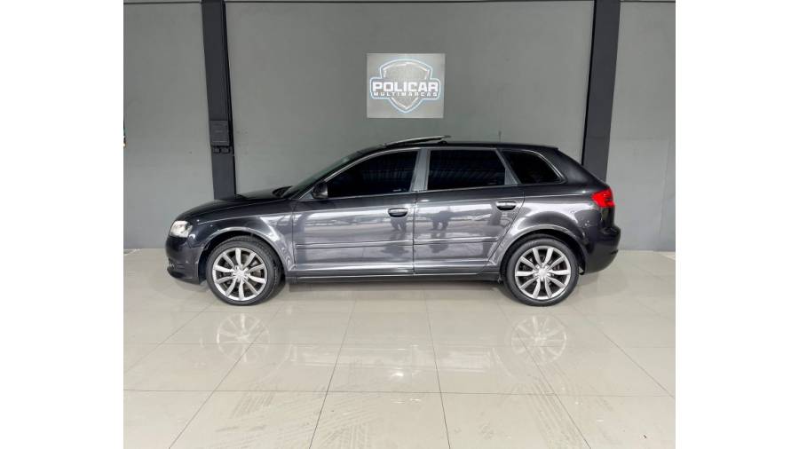 AUDI - A3 - 2010/2010 - Cinza - R$ 57.900,00