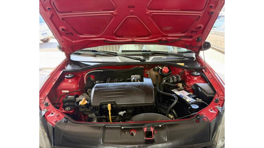 RENAULT - CLIO - 2009/2009 - Vermelha - R$ 17.900,00